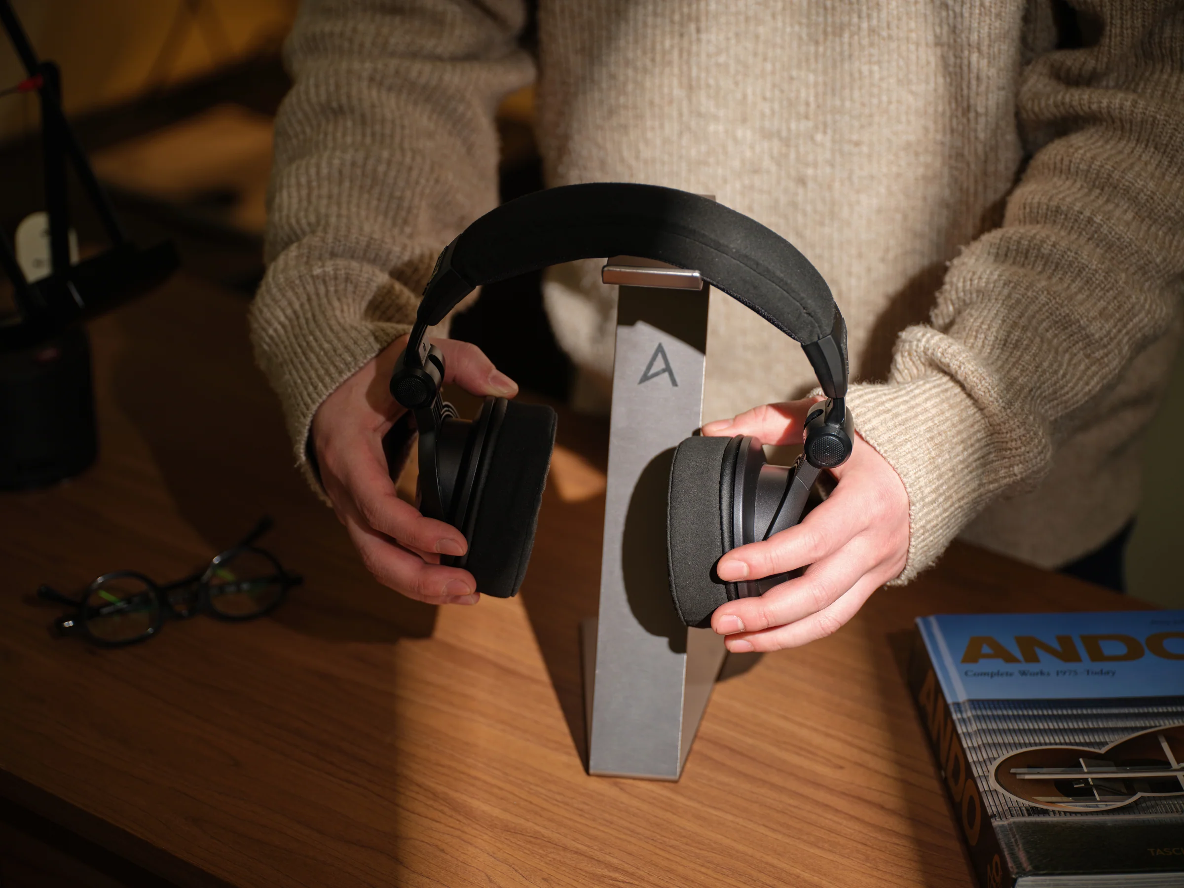 Astell&Kern Virtuoso Closed-Back Headphones - Image 17
