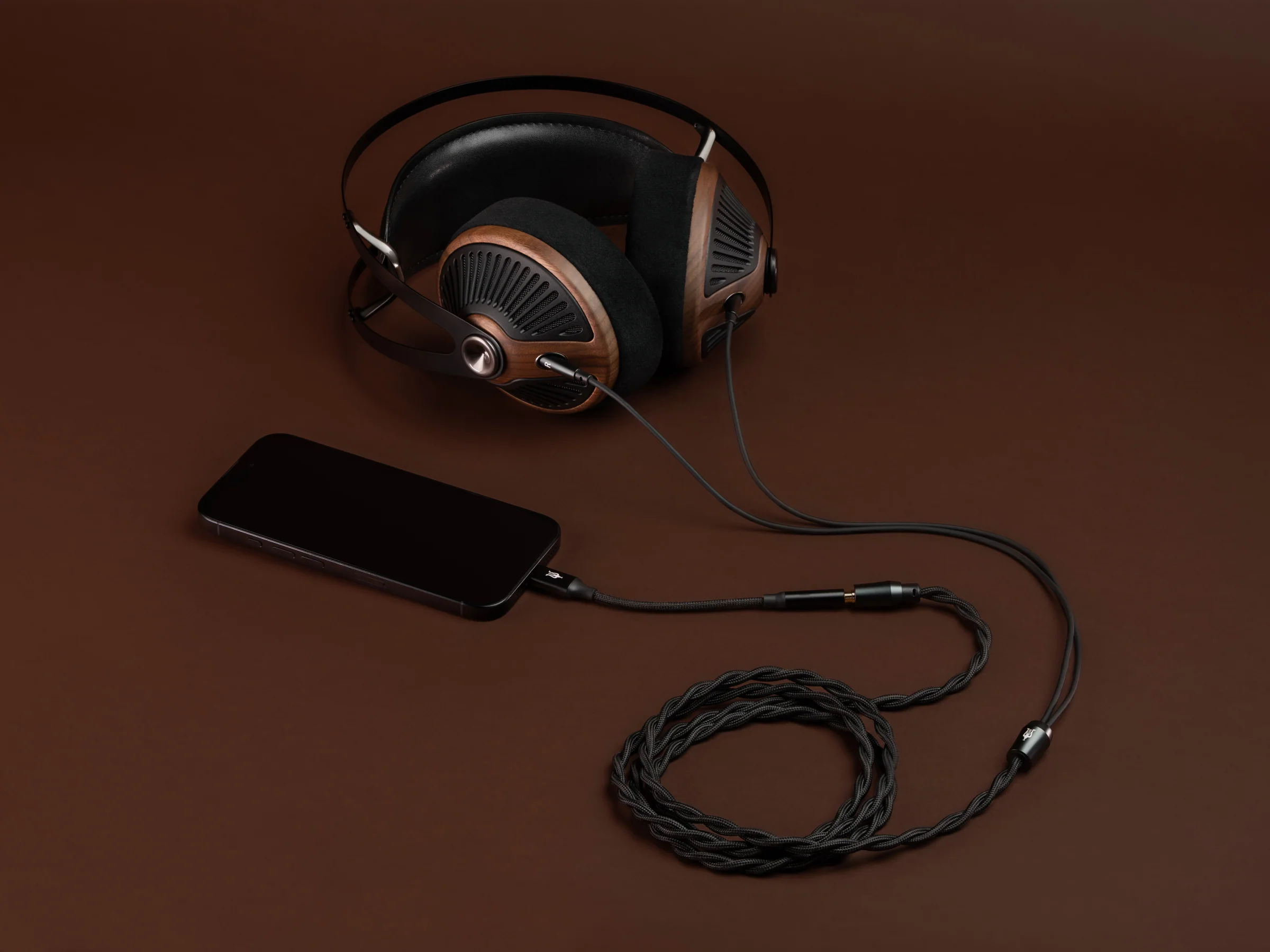 Audiolab D7 DAC Headphone Amplifier with Meze 105 Silva Open-back Headphones - Image 29