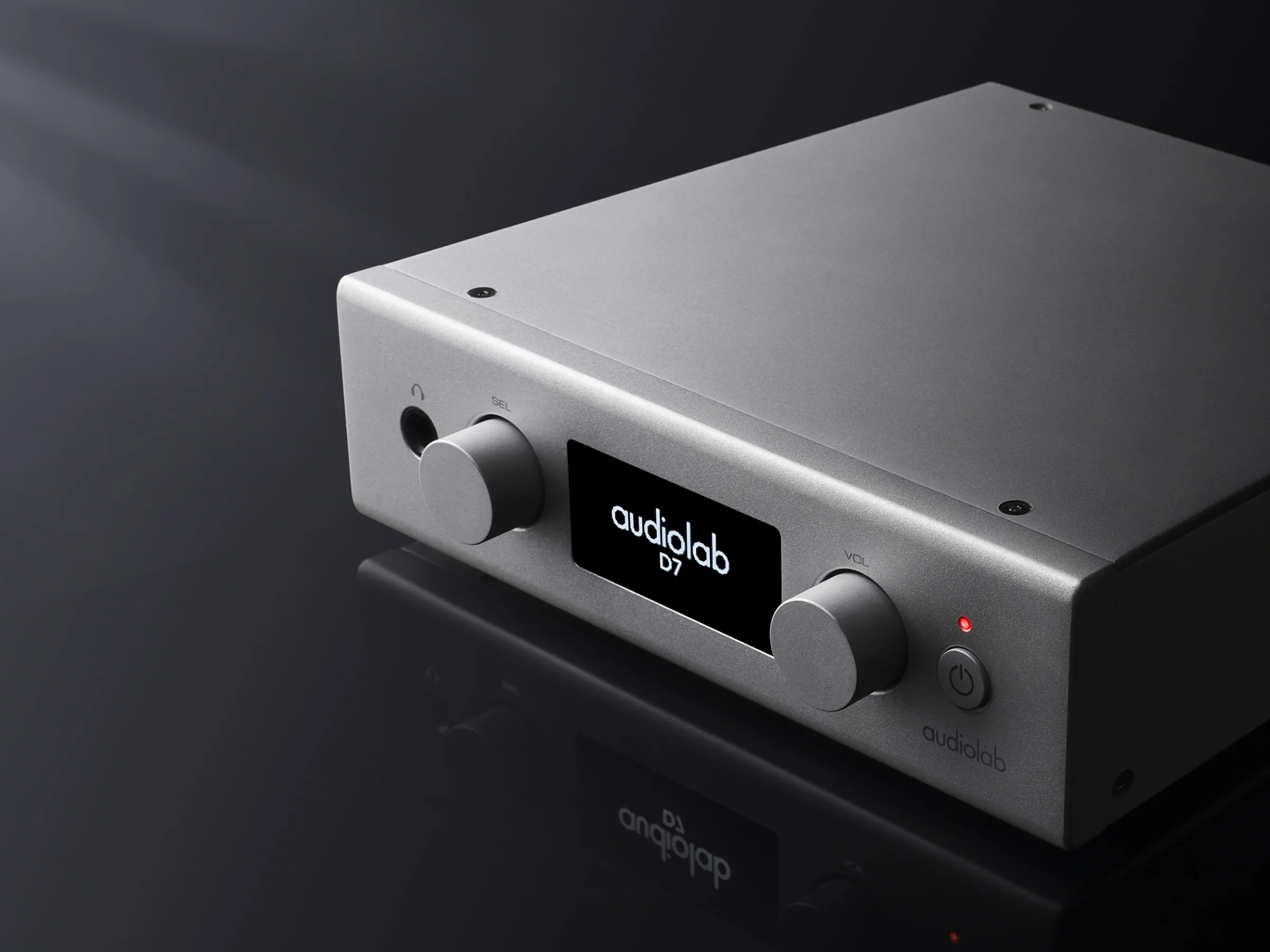 Audiolab D7 DAC Headphone Amplifier with Meze 105 Silva Open-back Headphones - Image 13