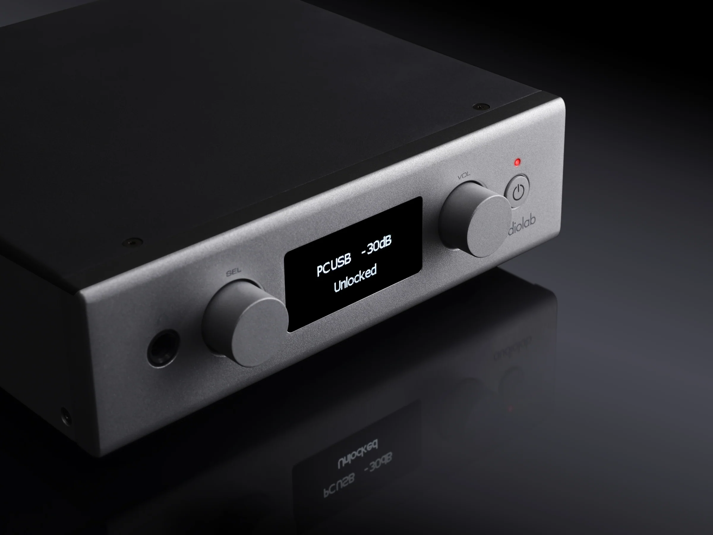 Audiolab D7 DAC Headphone Amplifier with Meze 105 Silva Open-back Headphones - Image 16