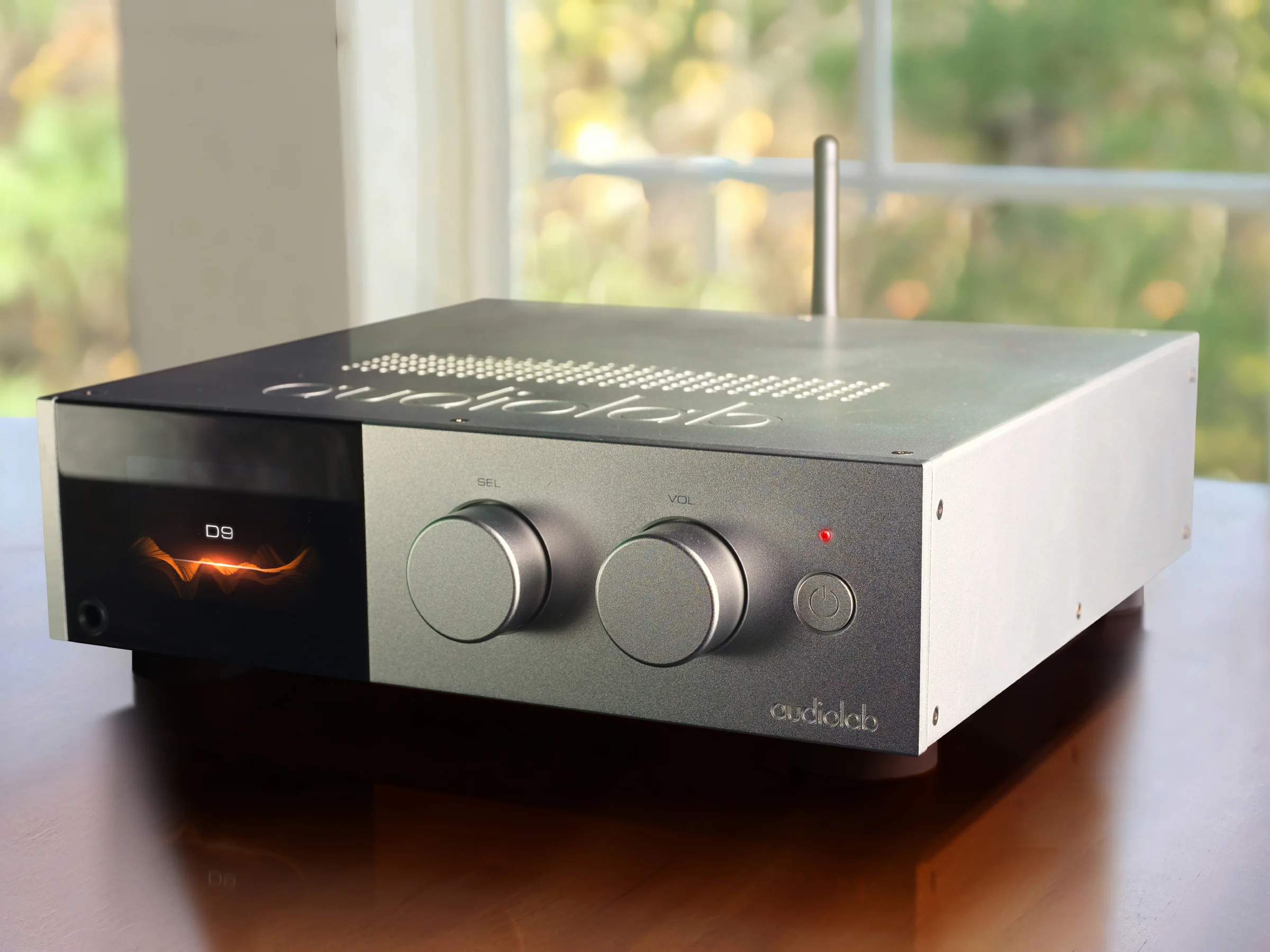 Audiolab D9 DAC Headphone Amplifier with Meze Poet Open-Back Headphones - Image 27