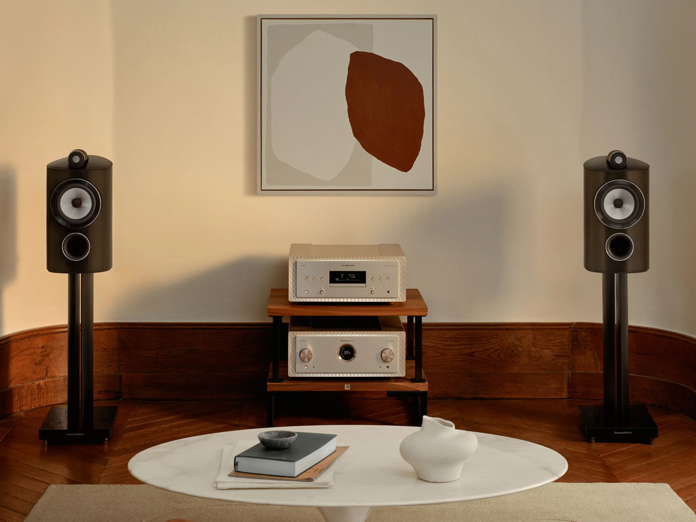 Bowers & Wilkins 805 D5 with FS-805 D5 Floor Stands - Image 19