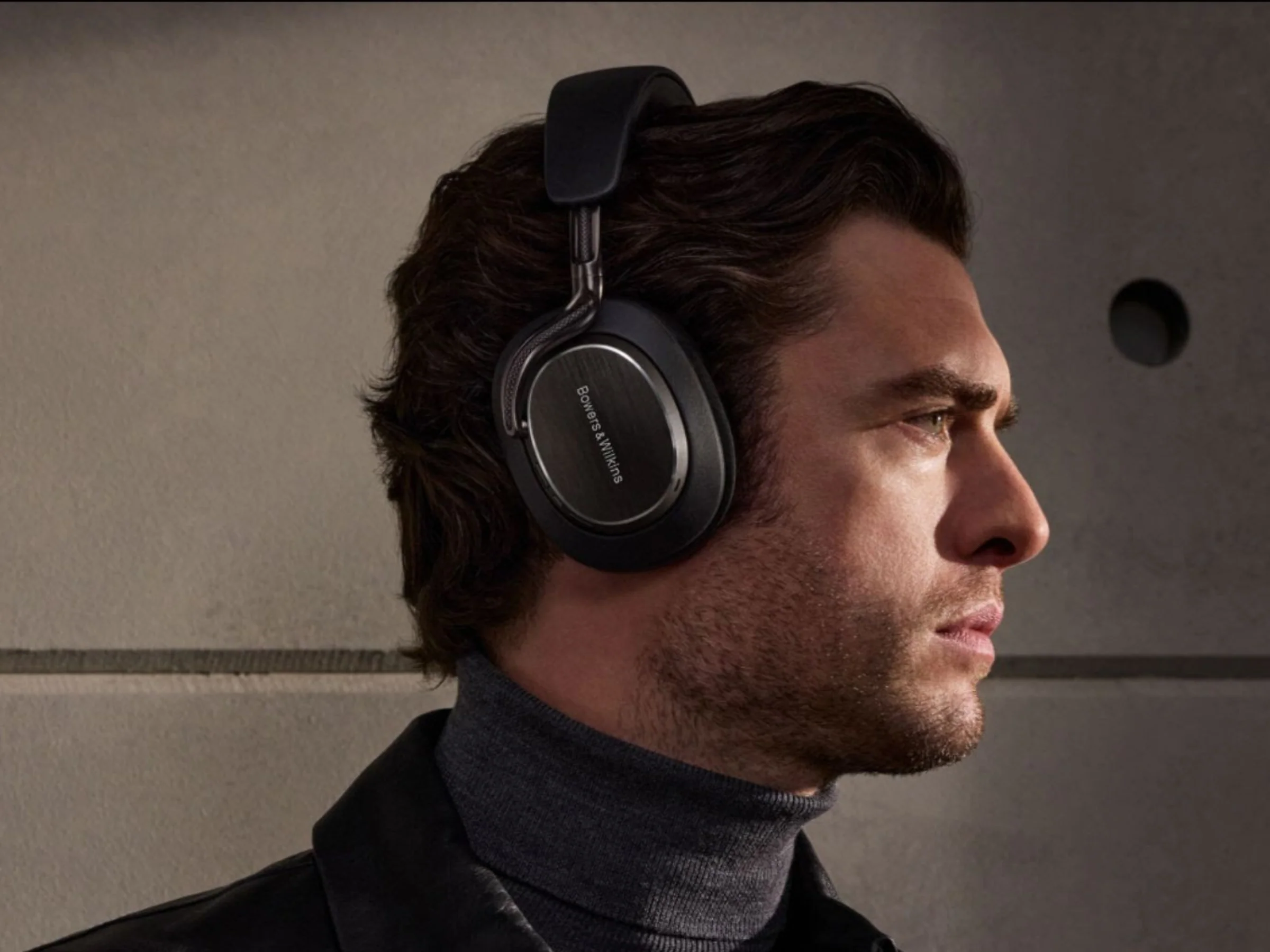 Bowers & Wilkins PX8 S2 Wireless Headphones - Image 7