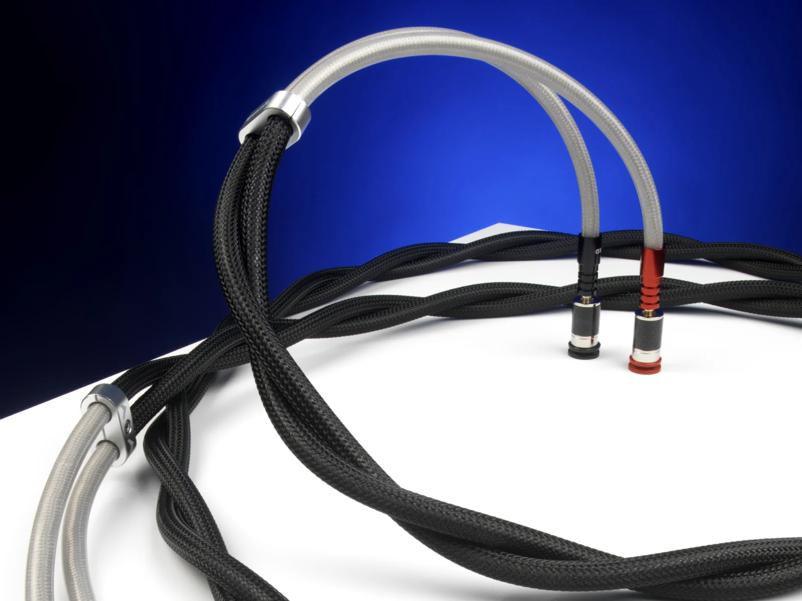 Chord SignatureXL Speaker Cable - Terminated Pair (Banana to Banana) - Image 3
