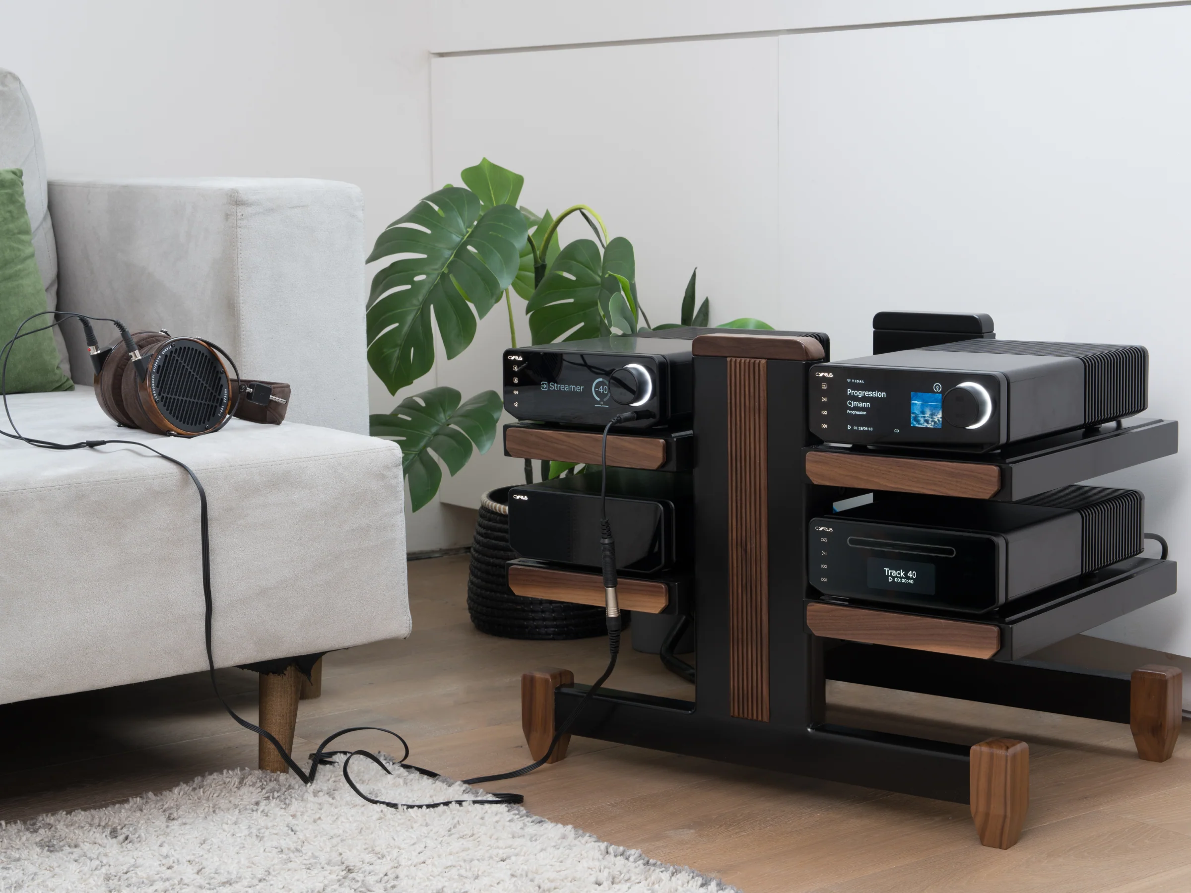 Cyrus 40 Amp with 40ST Streamer - Image 13