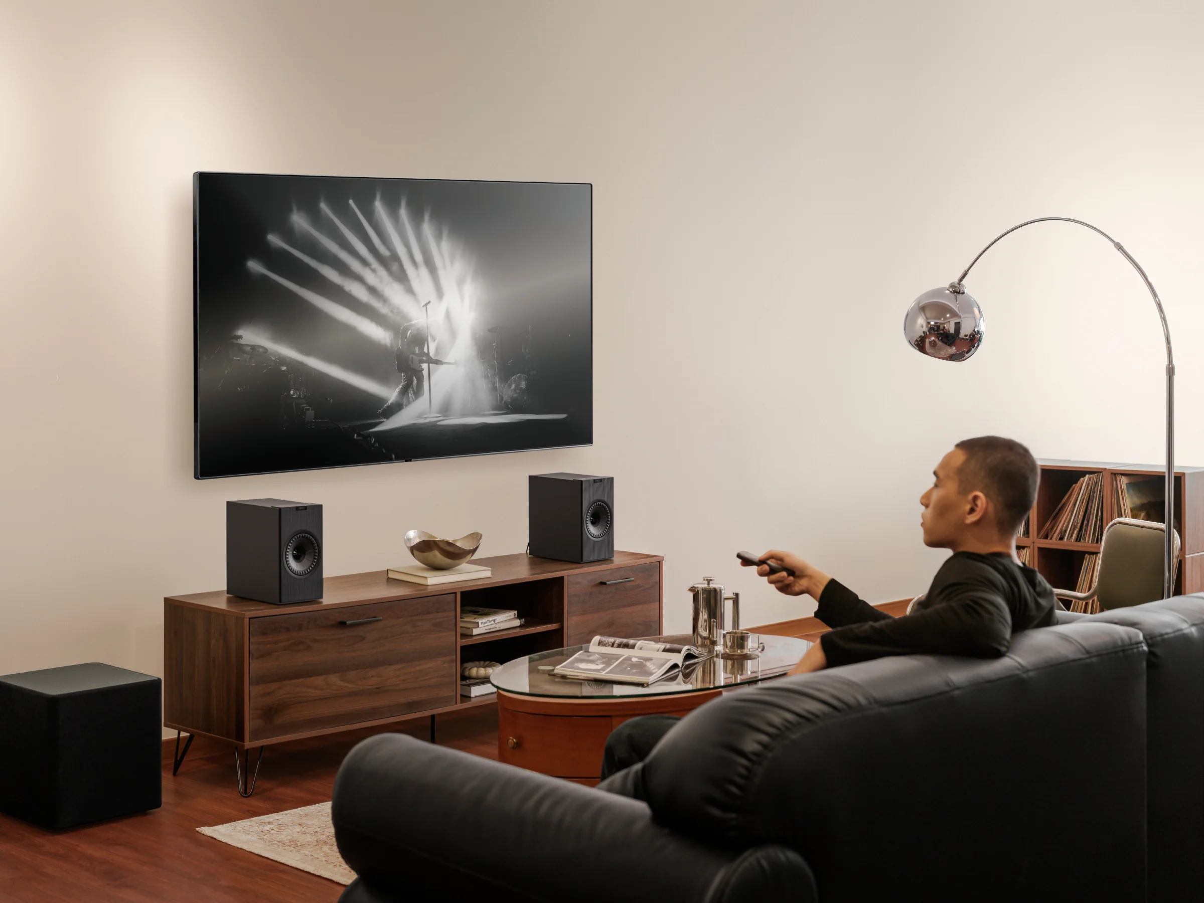 KEF Coda W with SQ1 Speaker Stands - Image 23