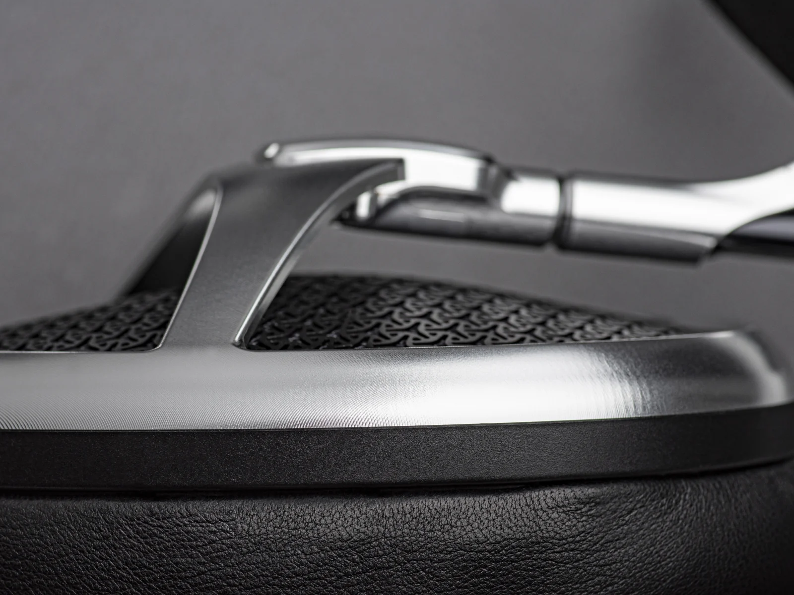 Meze Elite Headphones - Image 7