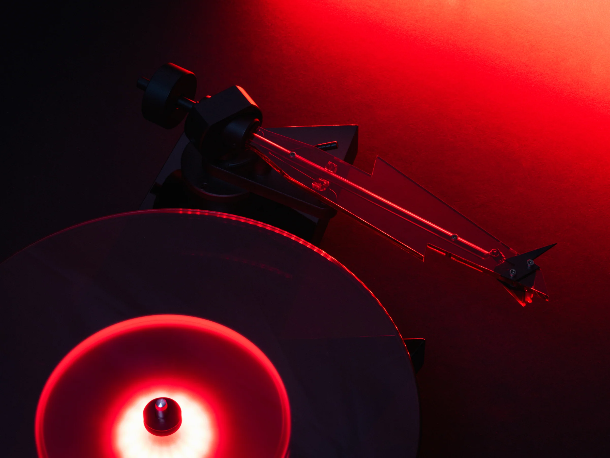 Pro-Ject AC/DC Turntable (Limited Edition) - Image 12