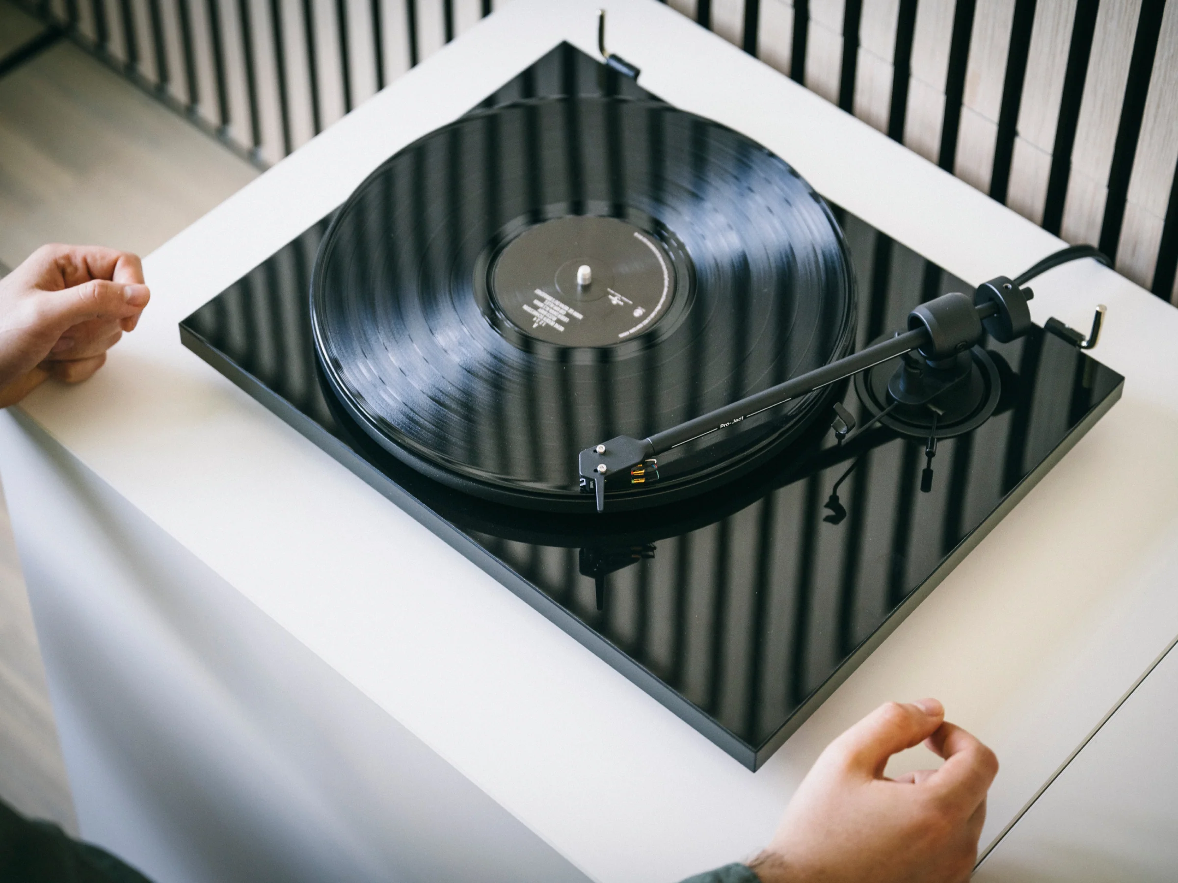 Pro-Ject E1.2 Turntable with Ruark MR1 Mk3 Speakers - Image 28