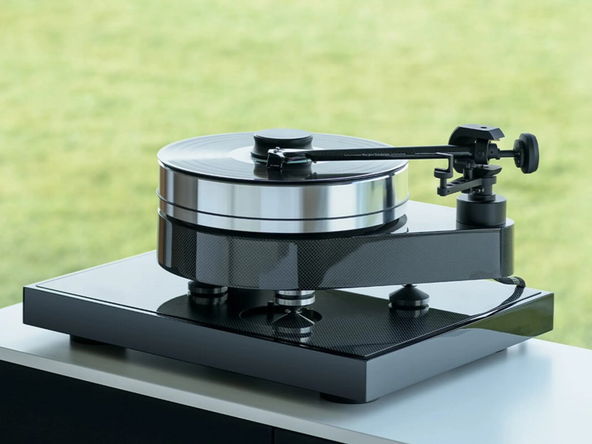Pro-Ject Ground it Carbon Isolation Platform - Image 3