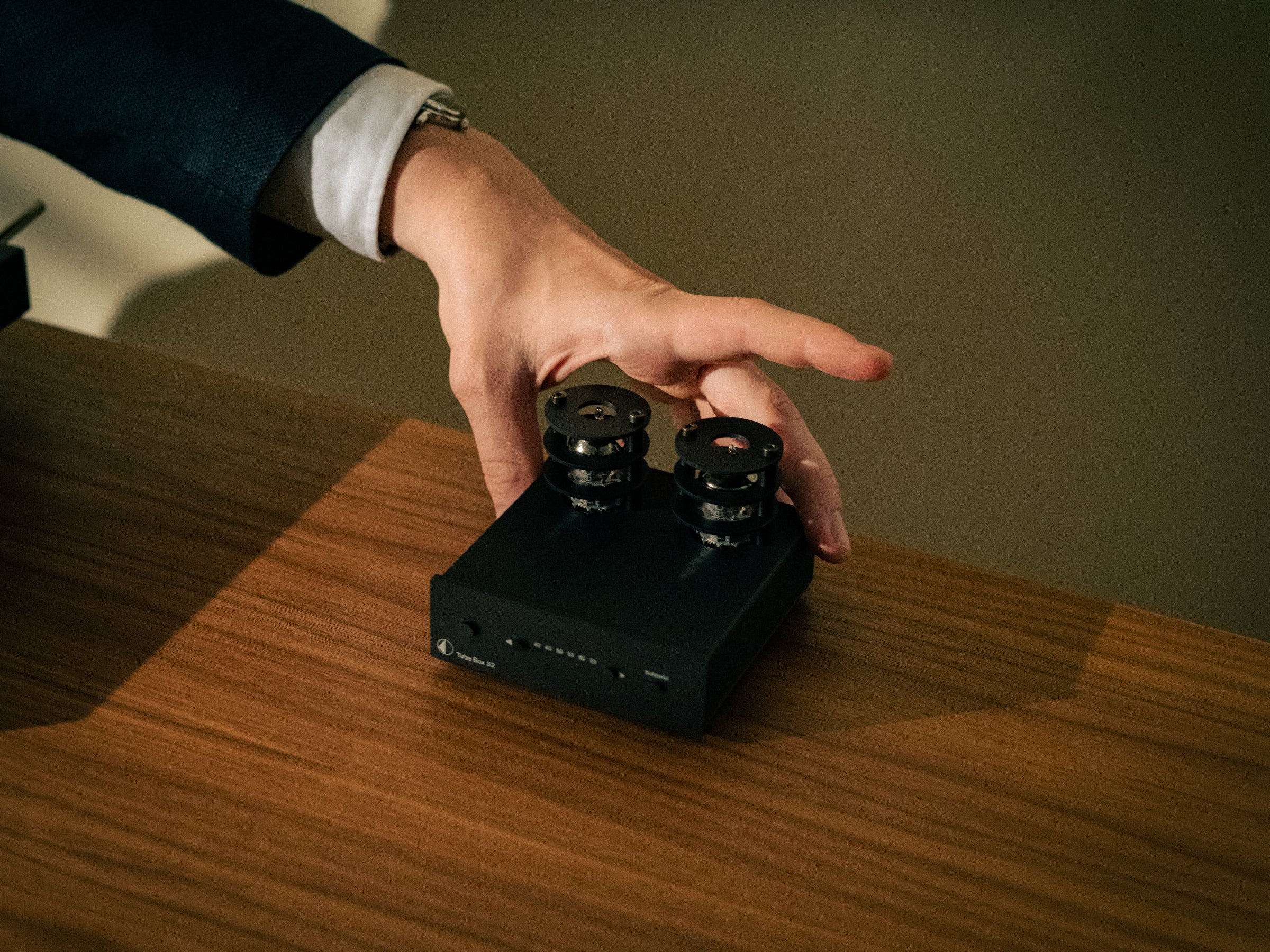 Pro-Ject Tube Box S2 Phono Stage - Image 3