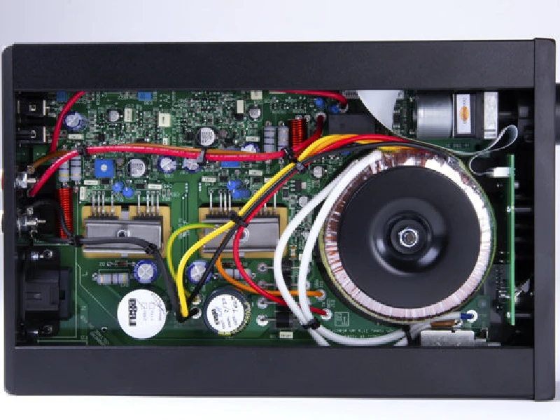 Rega io Integrated Amplifier - Image 5
