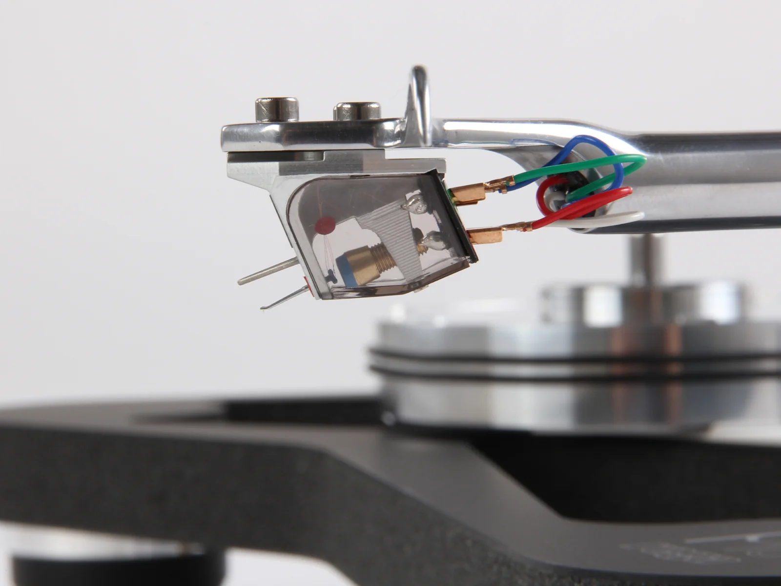 Rega Planar 10 Turntable - Image 4