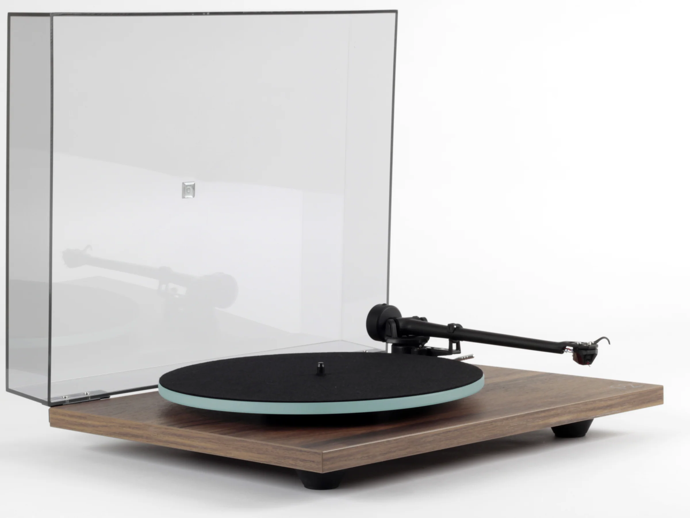 Rega Planar 2 Walnut Turntable with Nd3 MM Cartridge (Opened box) - Image 3
