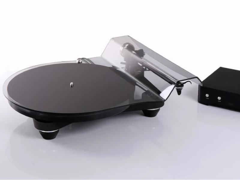 Rega Planar 8 Turntable - Image 6