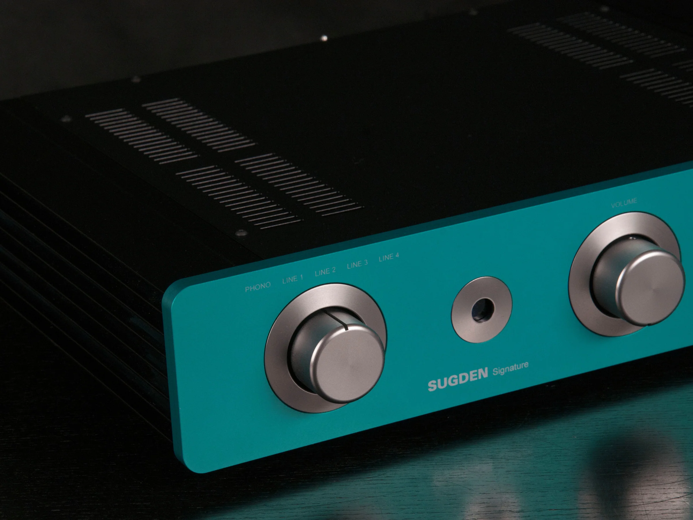 Sugden A21 Signature Integrated Amplifier - Image 7