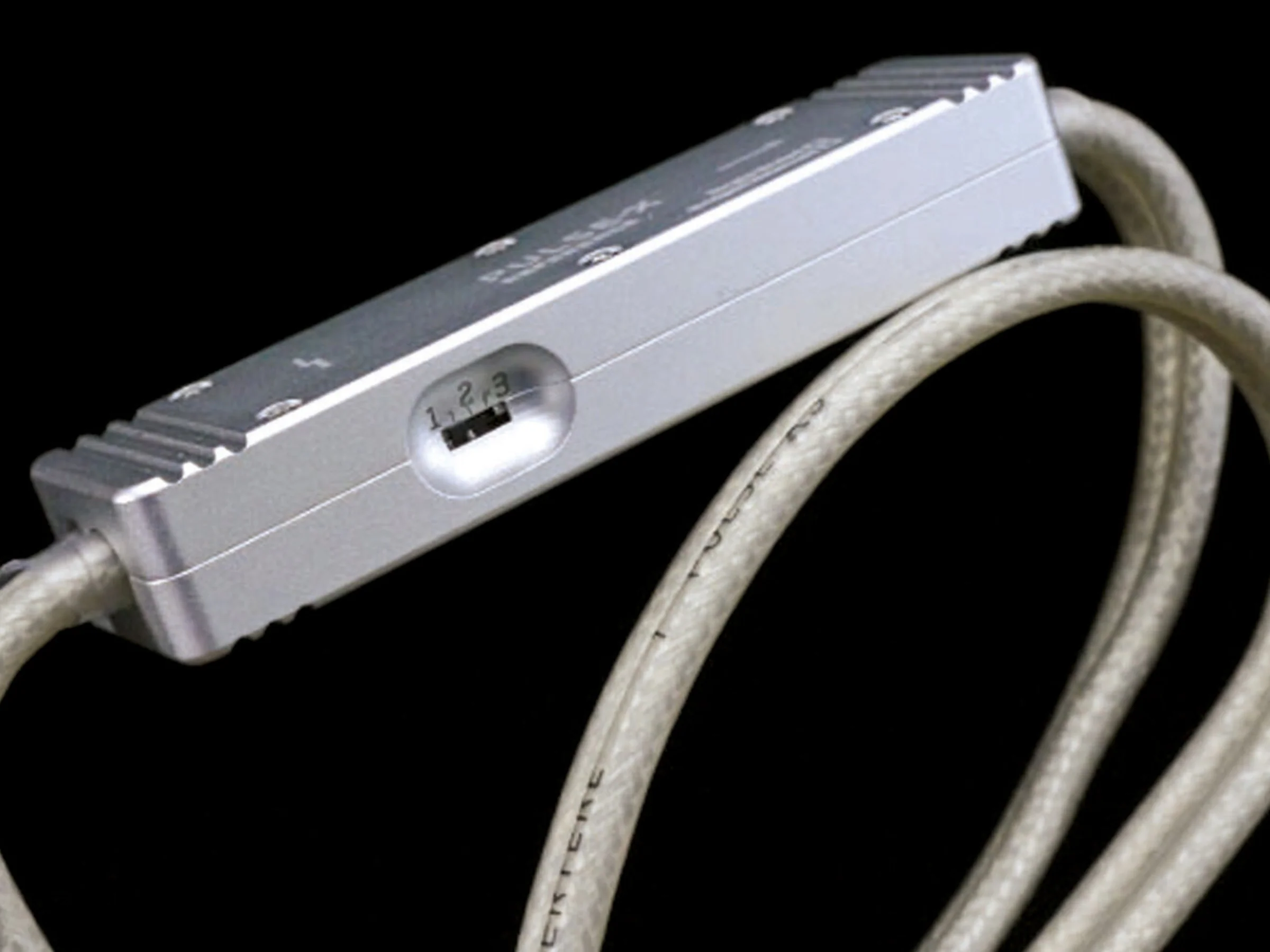 Vertere Pulse XS Loudspeaker Reference Speaker Cable - Image 2